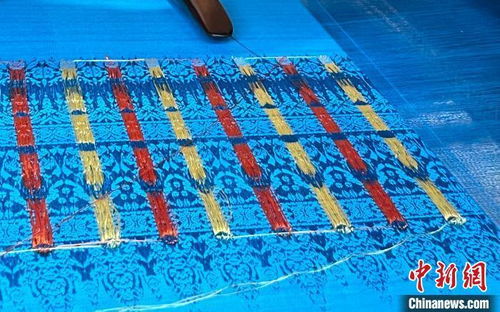 柬埔寨湄公河畔百年 水布 織造工藝引客來(lái)